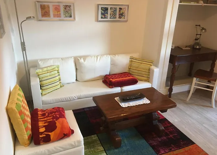 Haus Silberdistel アパート トートモース